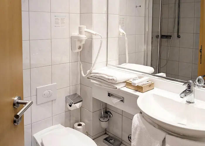 Garner - Wandsbek Marktplatz By Ihg 3*