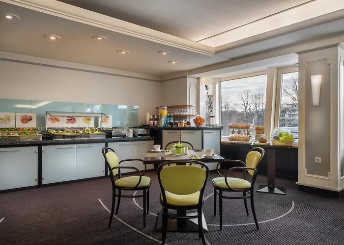 Garner - Wandsbek Marktplatz By Ihg 3*